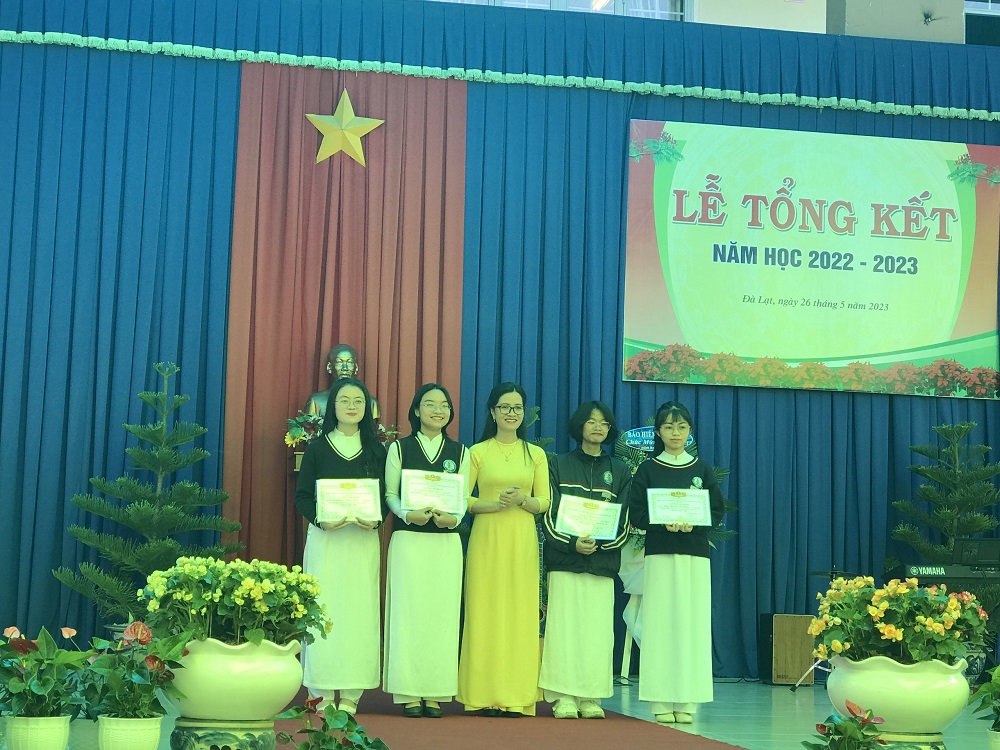 Lễ tổng kết năm học 2022-2023