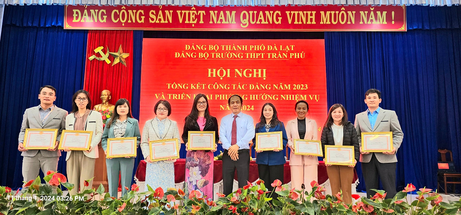 Đảng bộ trường THPT Trần Phú:  Tổng kết công tác Đảng năm 2023 và triển khai nhiệm vụ năm 2024